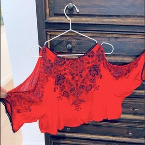 Ecoté Blouse with Navy detail